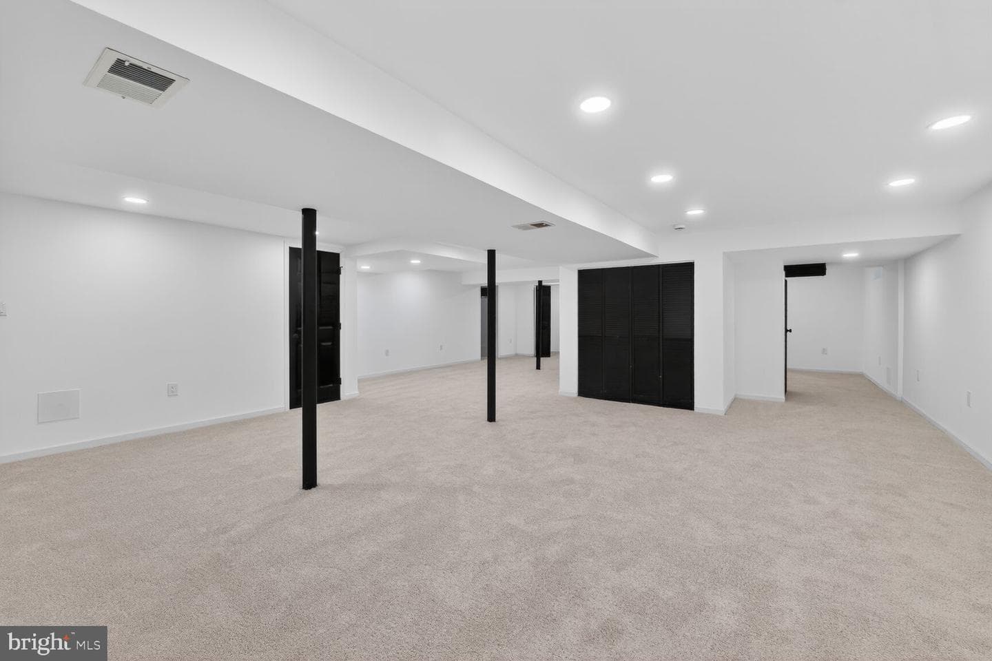 3827 Rayton Road photo 10