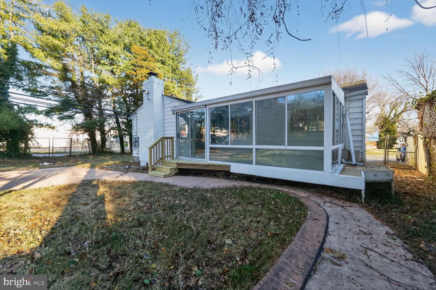 3827 Rayton Road photo 33