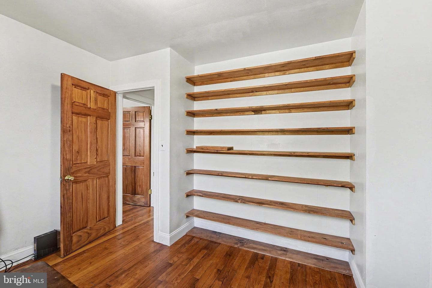 2115 Smith Avenue photo 11