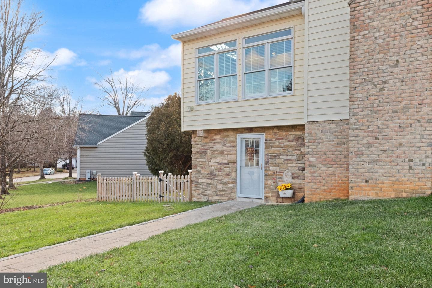 1 Hemlock Court photo 48