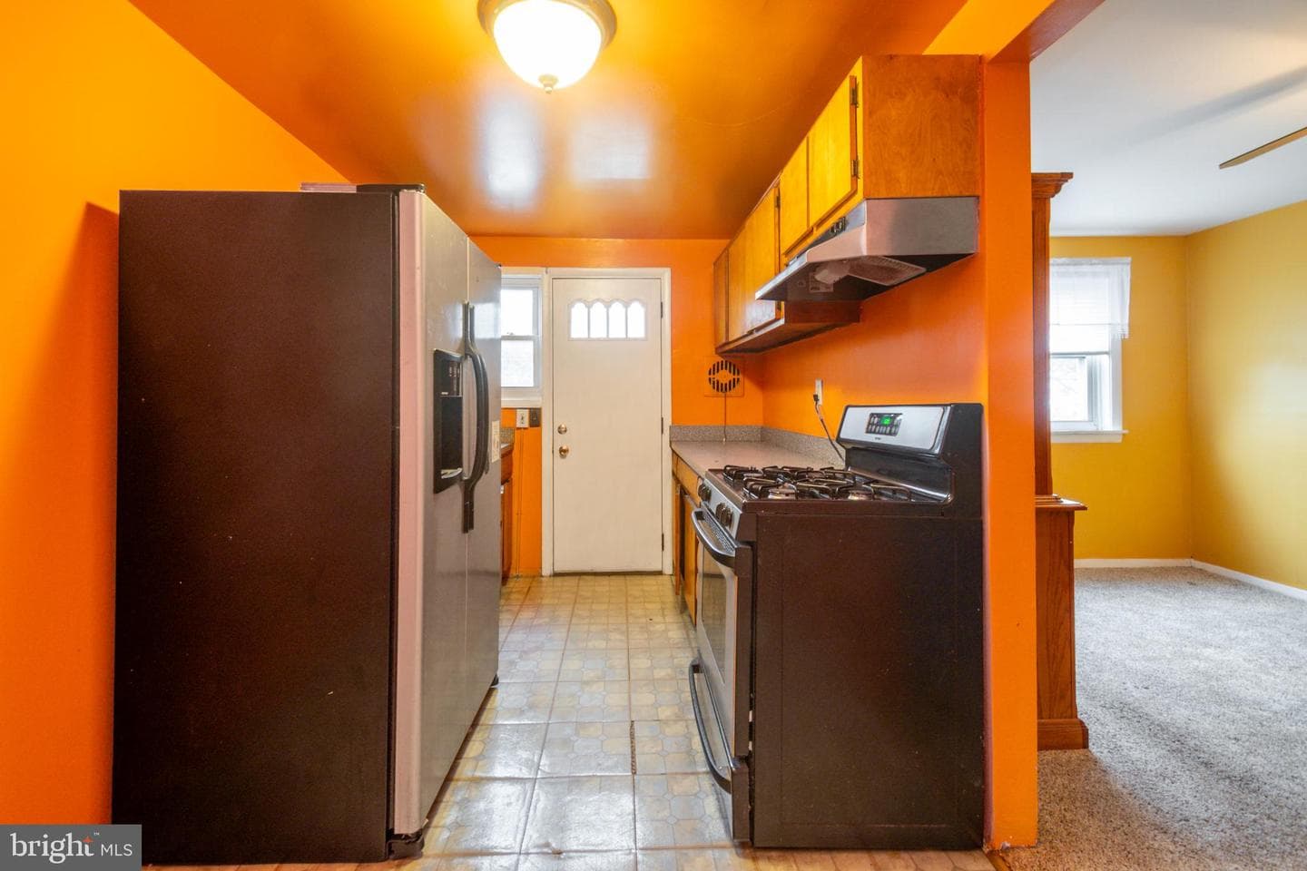 1022 Foxwood Lane photo 9