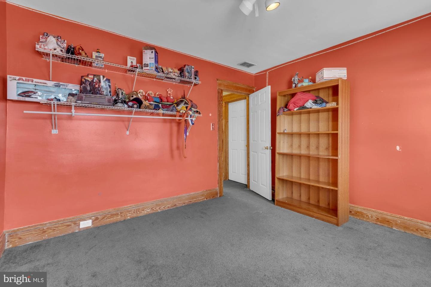 20 Waldron Avenue photo 25