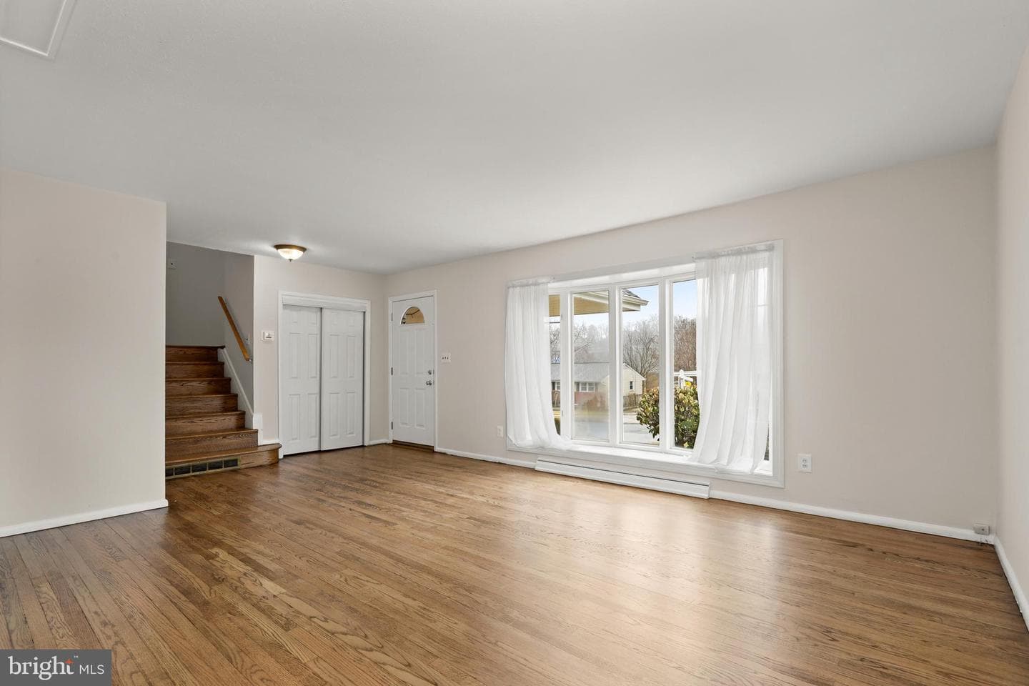 132 Warwick Drive photo 14