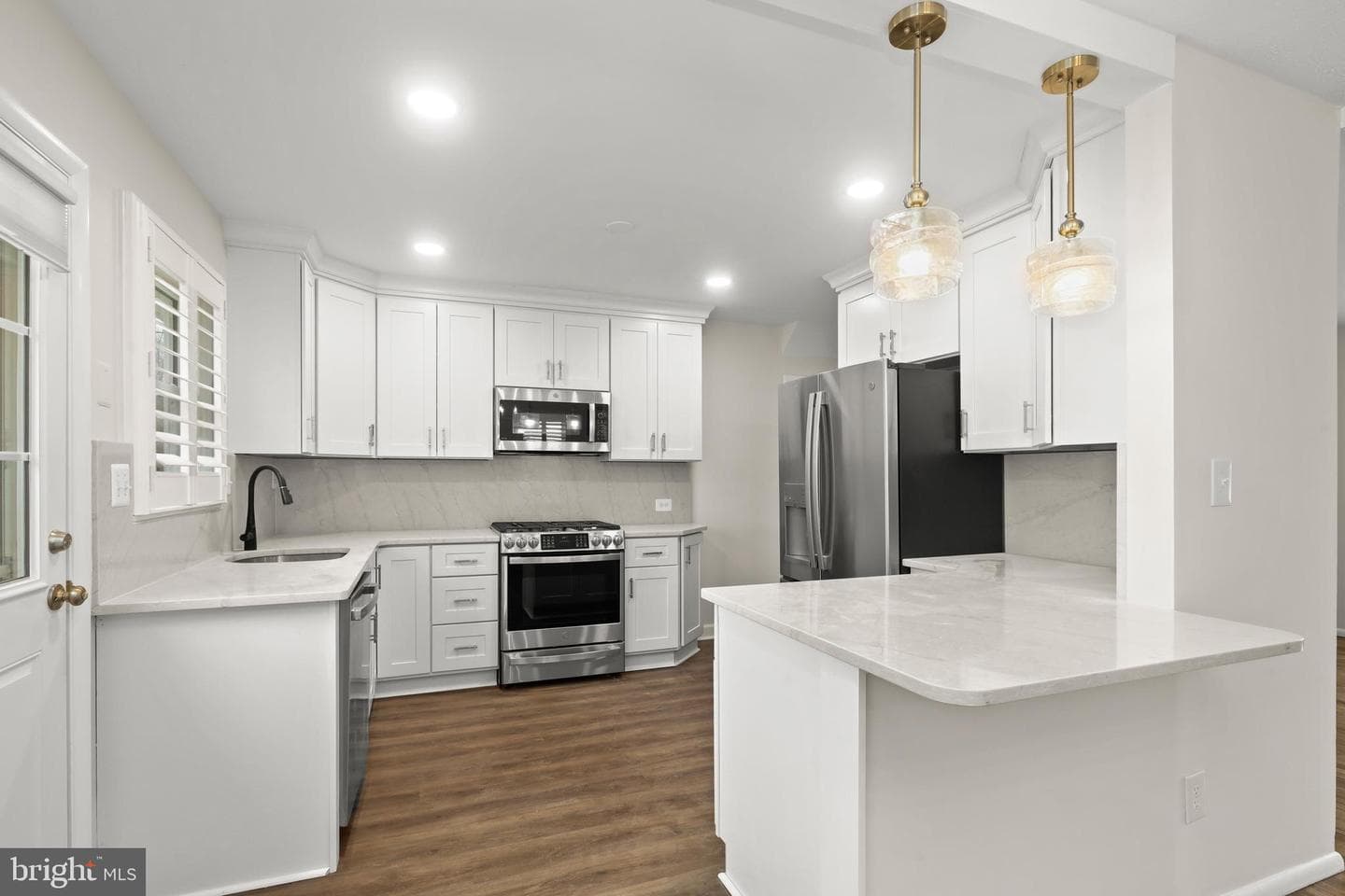 132 Warwick Drive photo 20