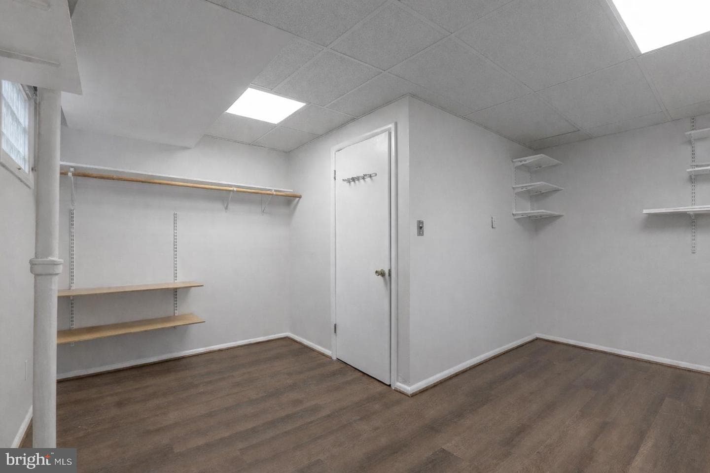 132 Warwick Drive photo 46