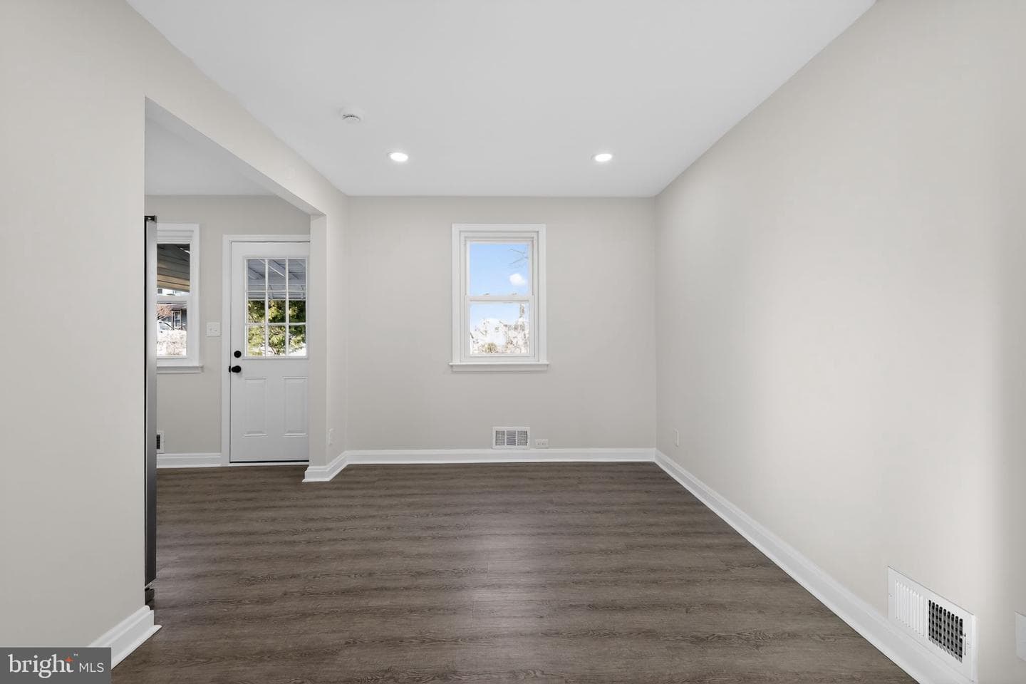 7908 Underhill Road photo 4