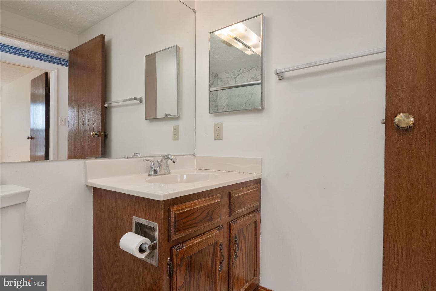 226 Compass Road photo 20