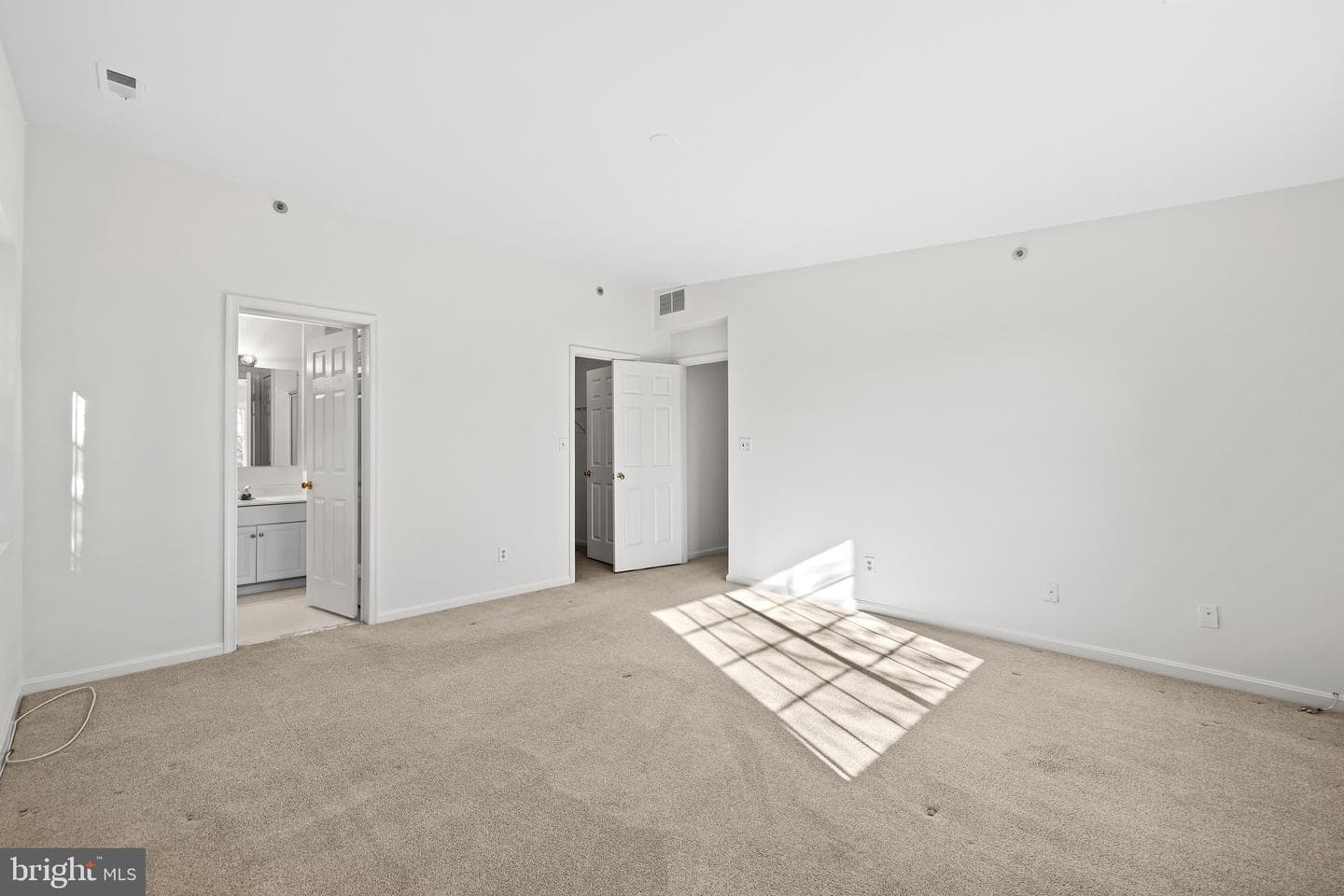 416 Rockfleet Road #301 photo 19