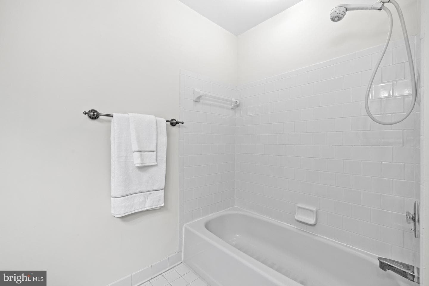 416 Rockfleet Road #301 photo 25