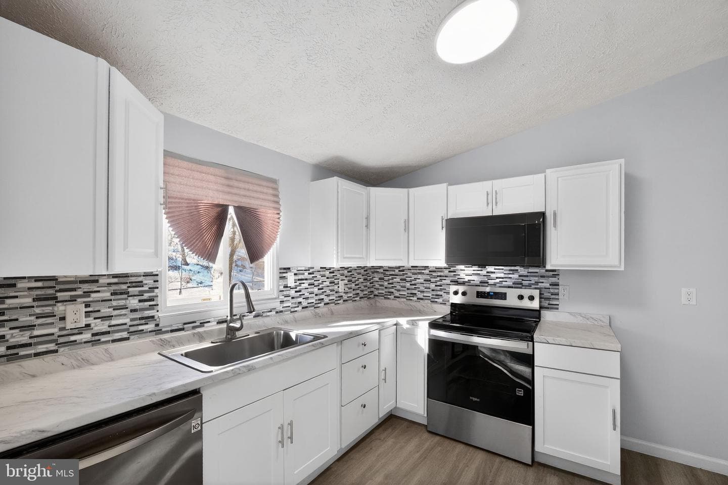 3329 E Joppa Road photo 29