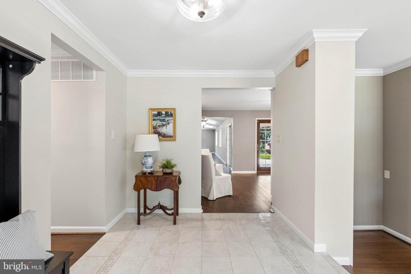 4037 Holly Knoll Drive photo 18