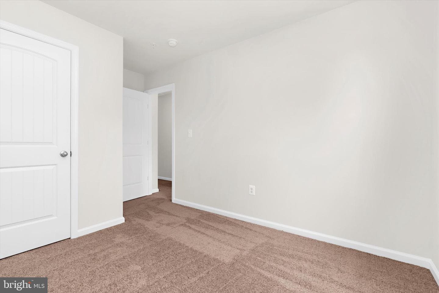 8143 Bartholomew Court photo 31