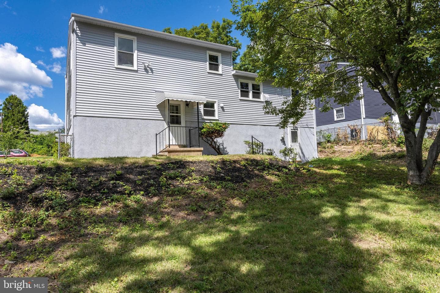 1847 Wycliffe Road photo 30
