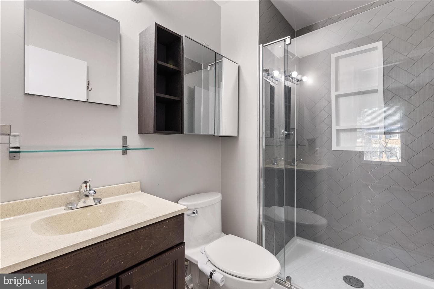 5816 Richardson Mews Square photo 23