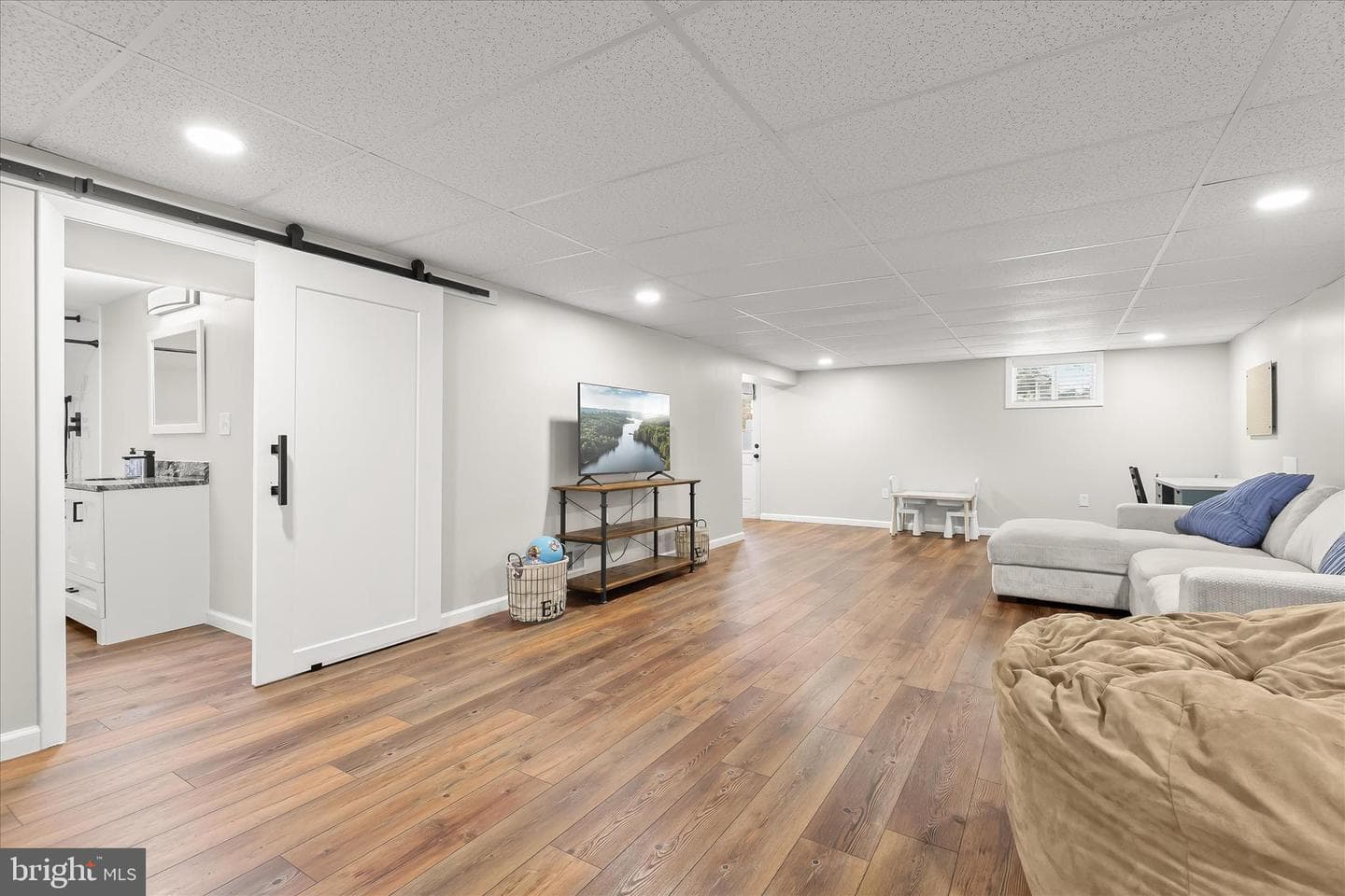 10119 Bird River Road photo 32