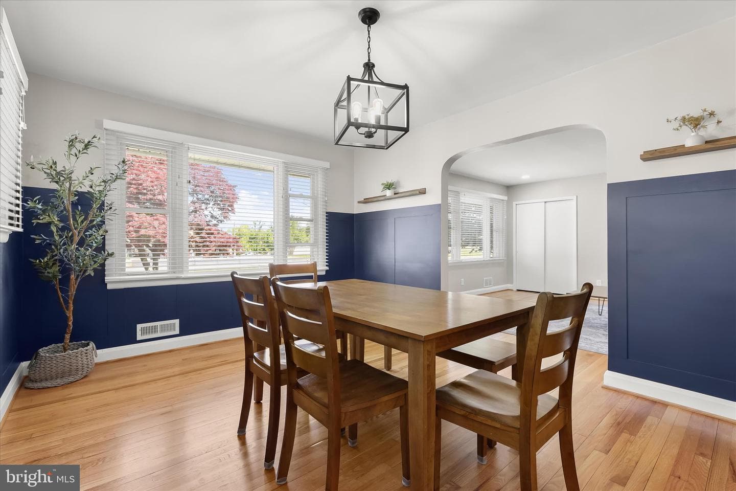 10119 Bird River Road photo 6