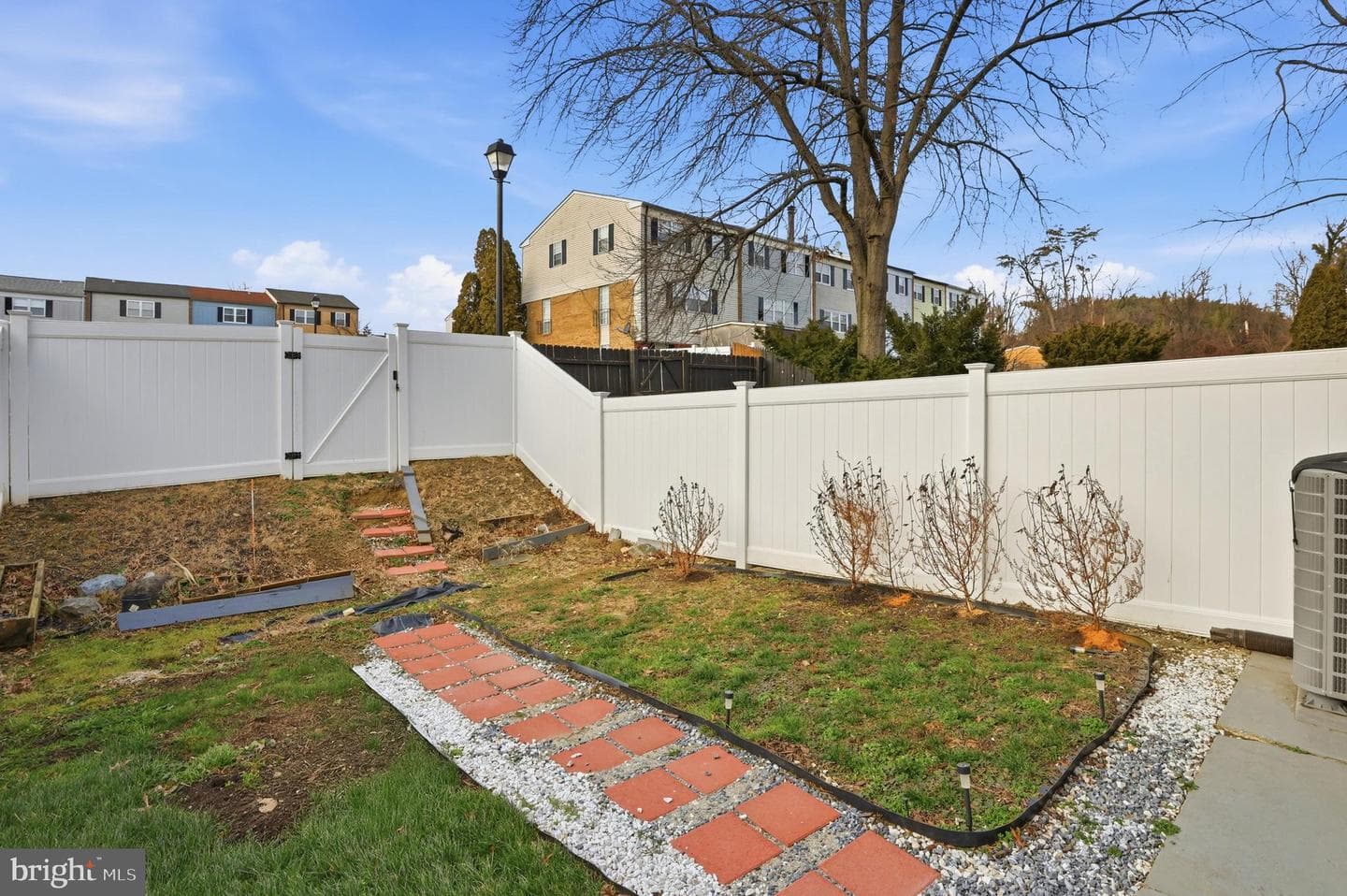 14 Sharrow Court photo 27