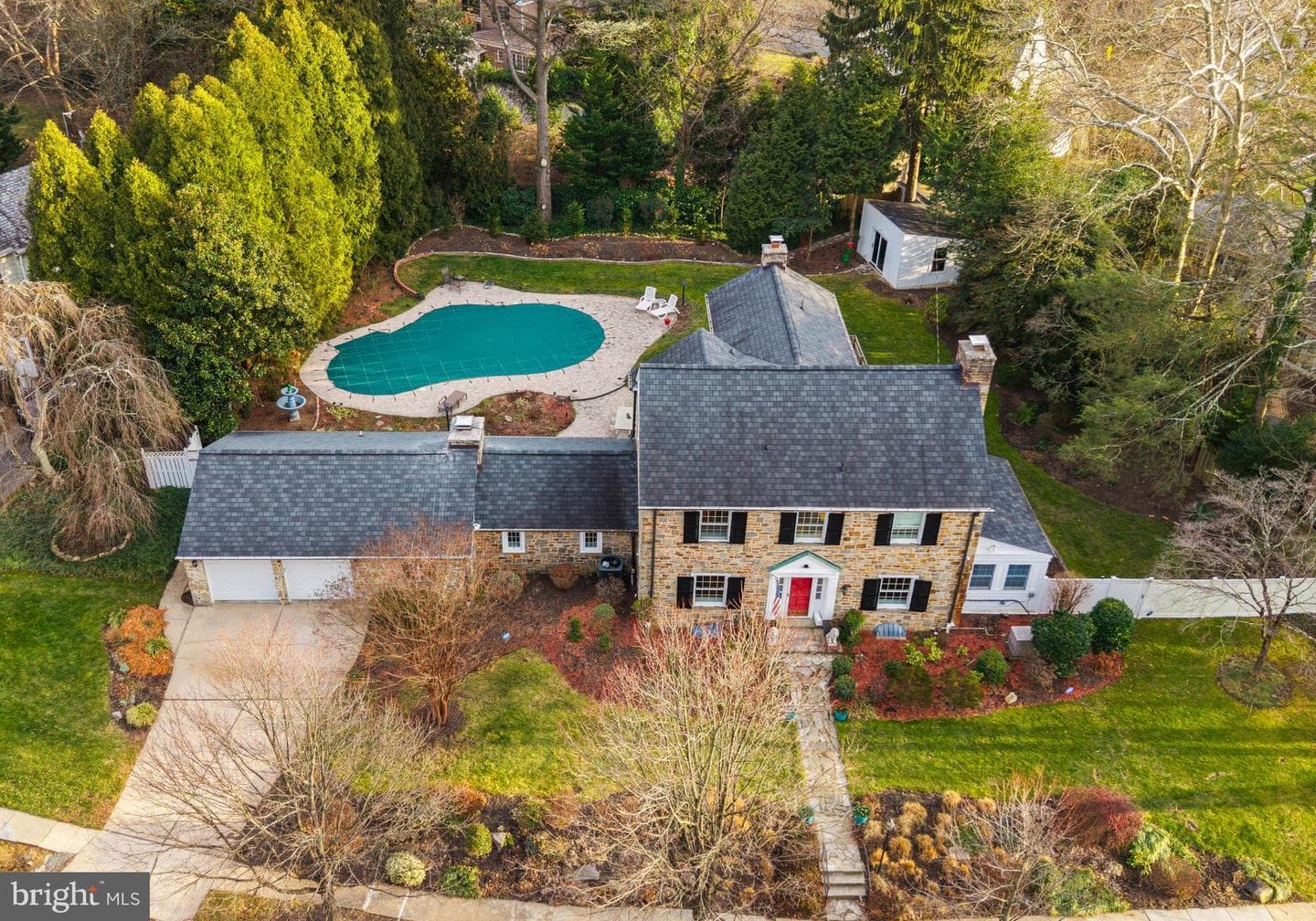 101 Thicket Road photo 2