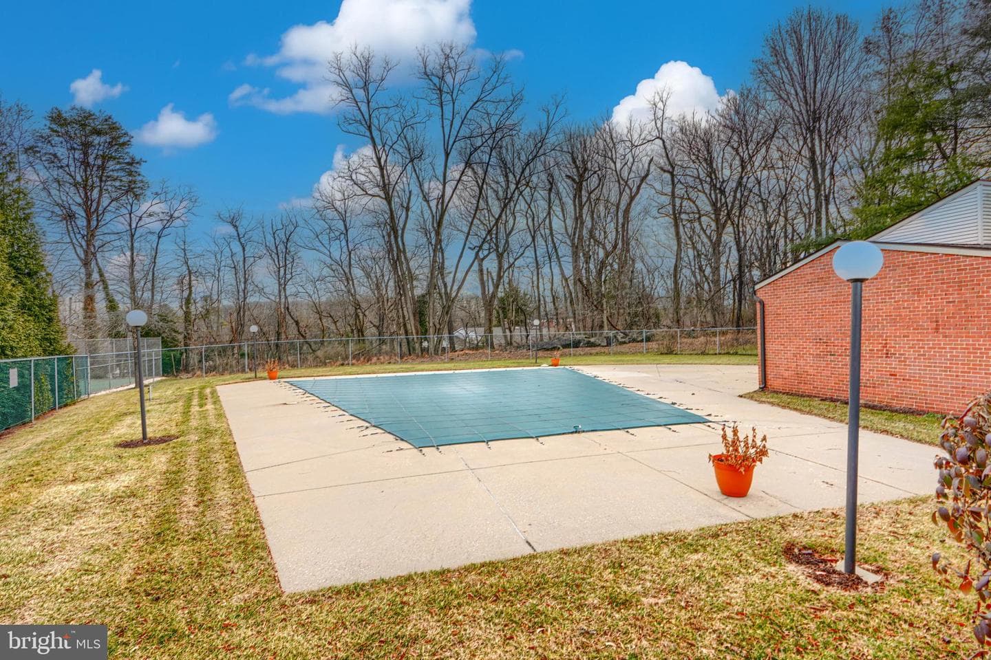 17 Oakhampton Drive photo 43