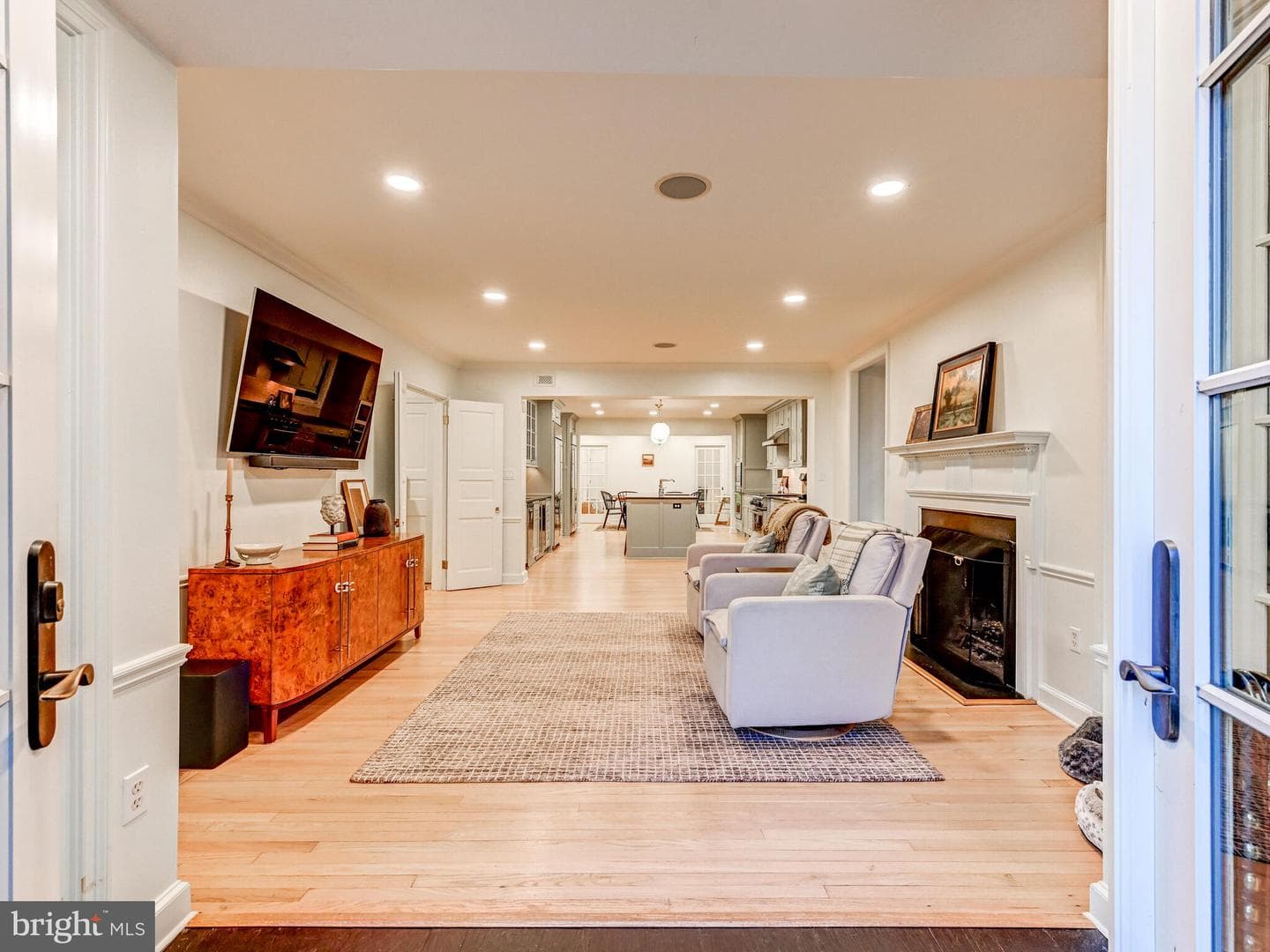 11129 Falls Road photo 22