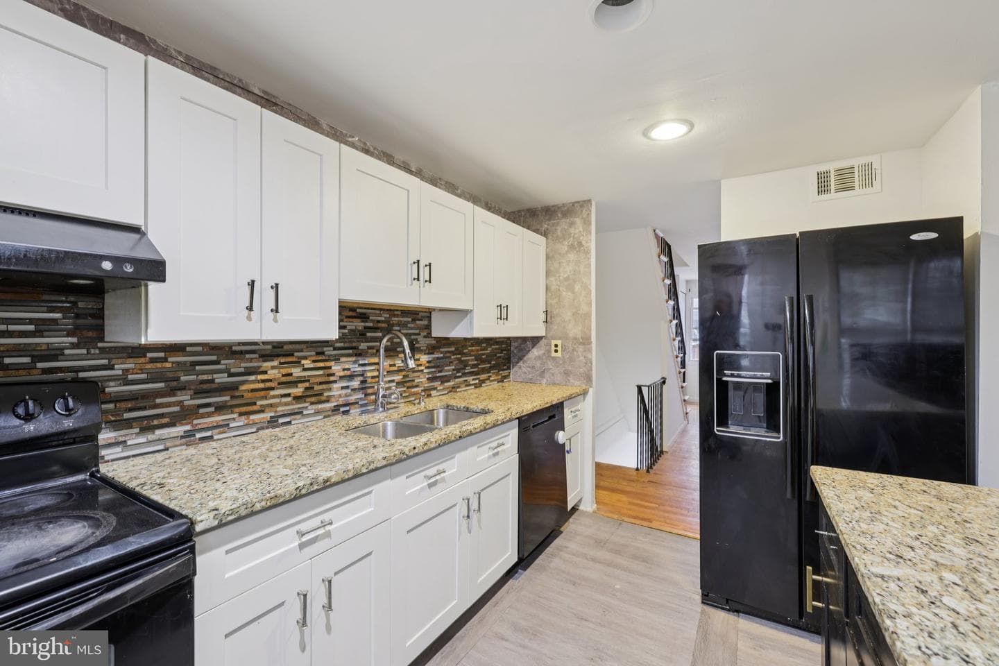 6415 Falkirk Road photo 7