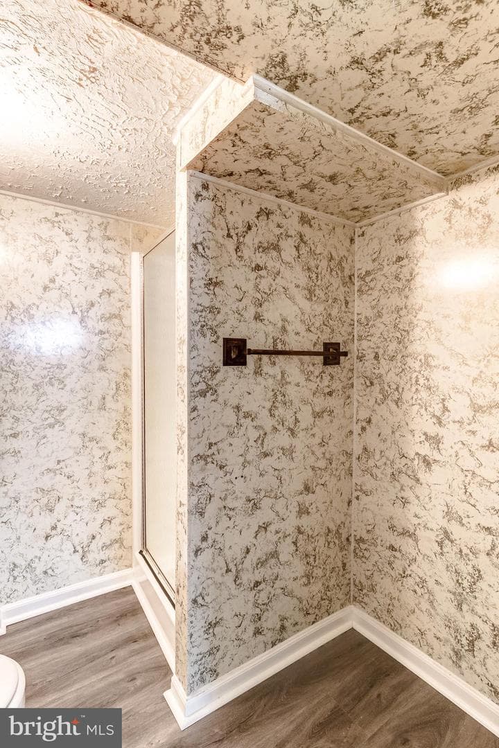 300 Lorraine Avenue photo 29