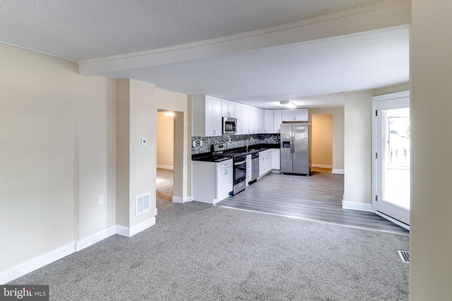 300 Lorraine Avenue photo 6