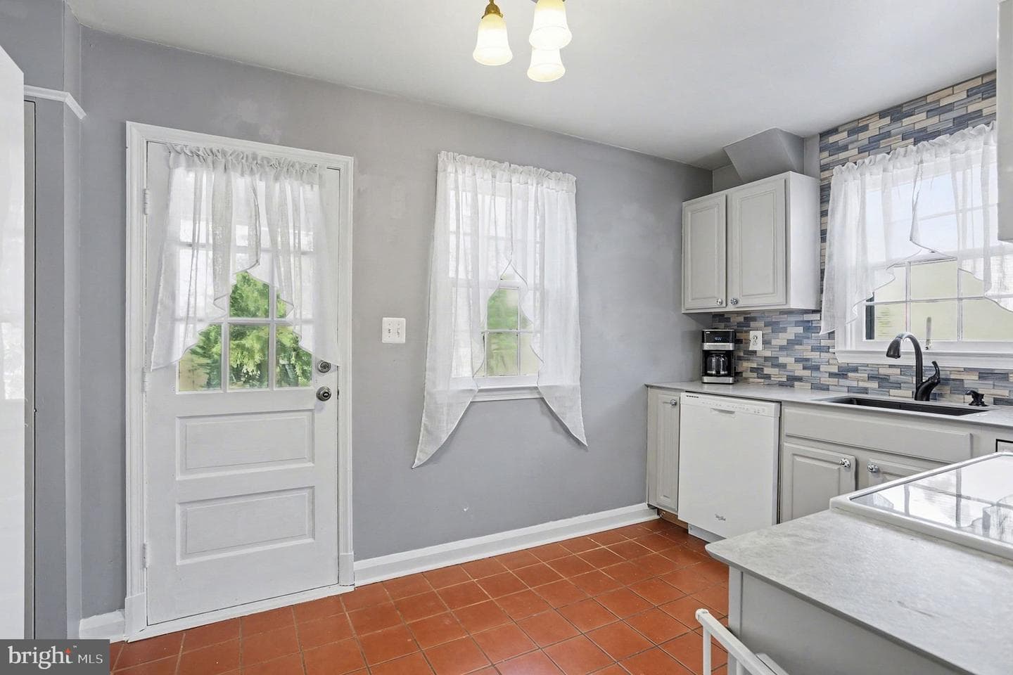 4219 Darnall Road photo 7