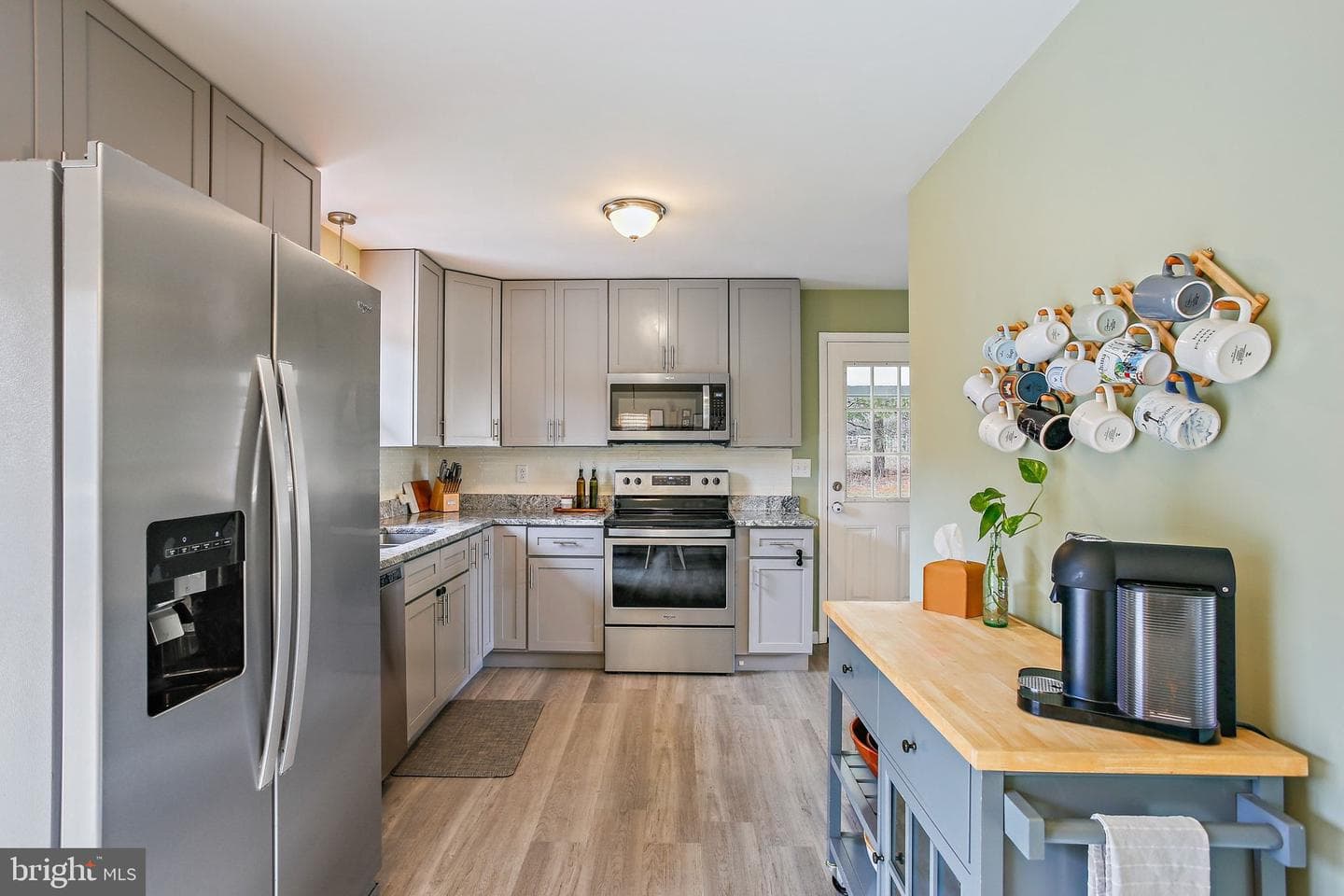 19028 Graystone Road photo 9