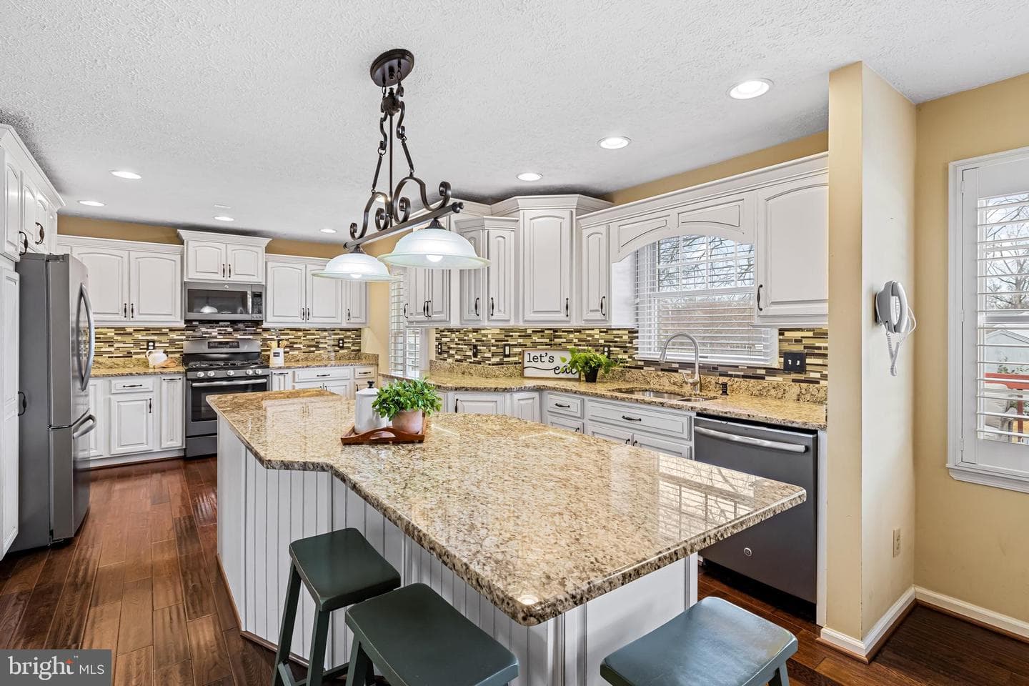 10 Symphony Woods Court photo 15
