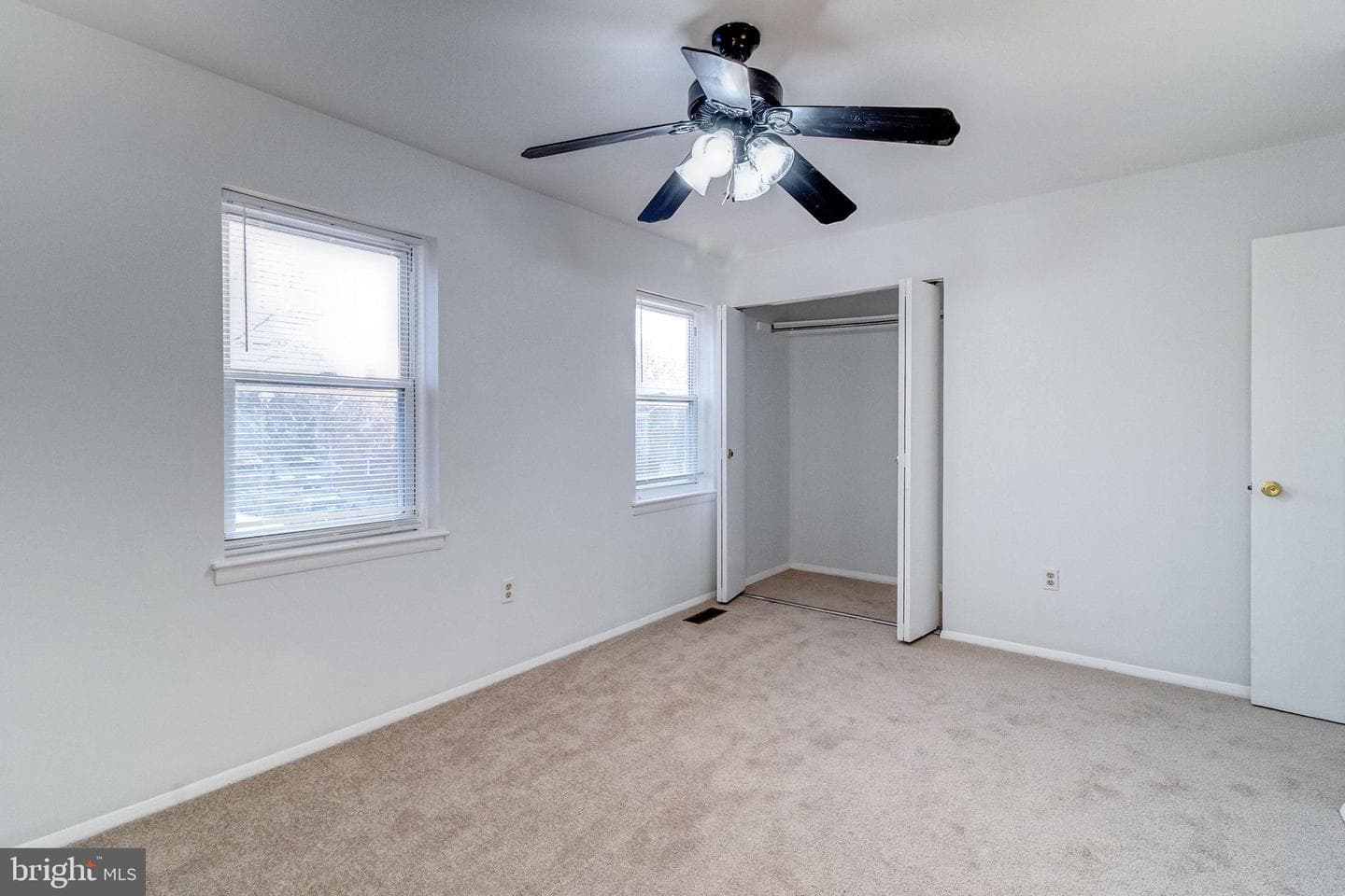 783 Seawall Road photo 12