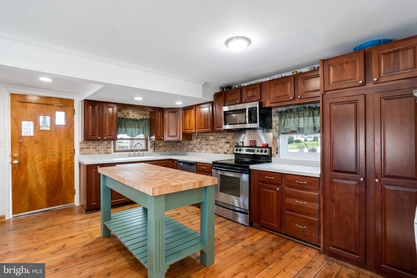 215 Nanticoke Road photo 3