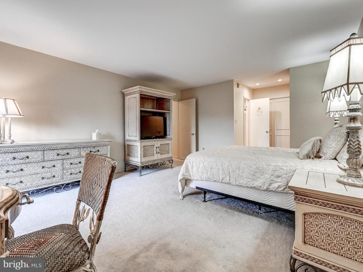 7 Slade Avenue #619 photo 16