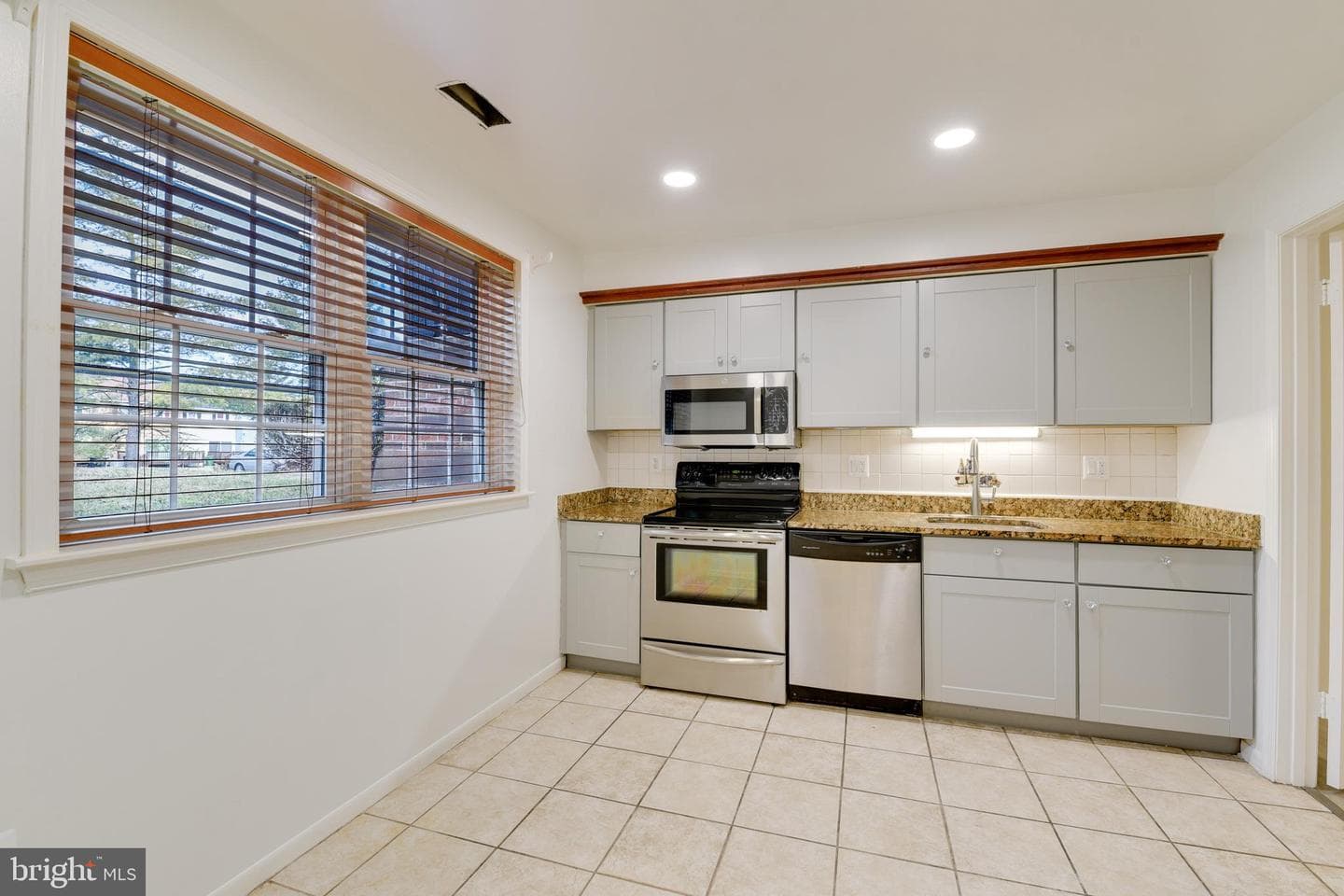 21 Tallow Court #6-6f photo 10