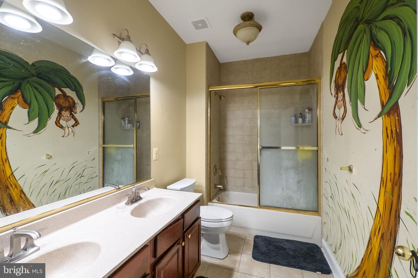 8400 Summit Avenue photo 32