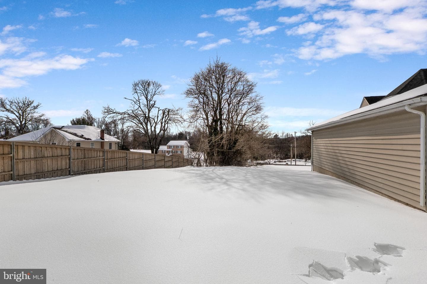 8400 Summit Avenue photo 46