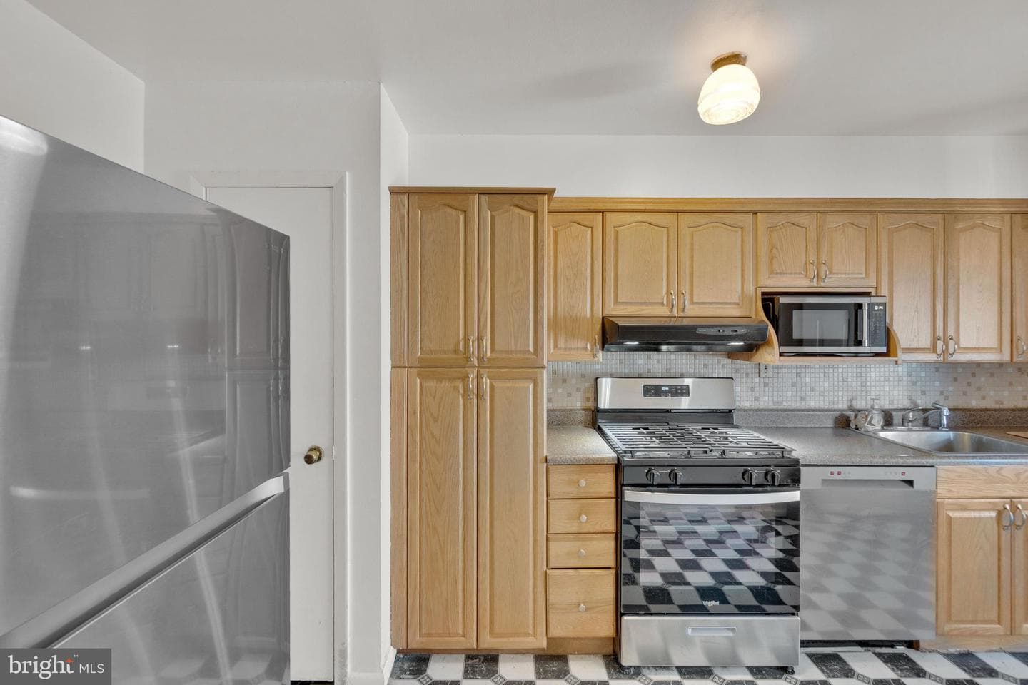 7723 Charlesmont Road photo 10