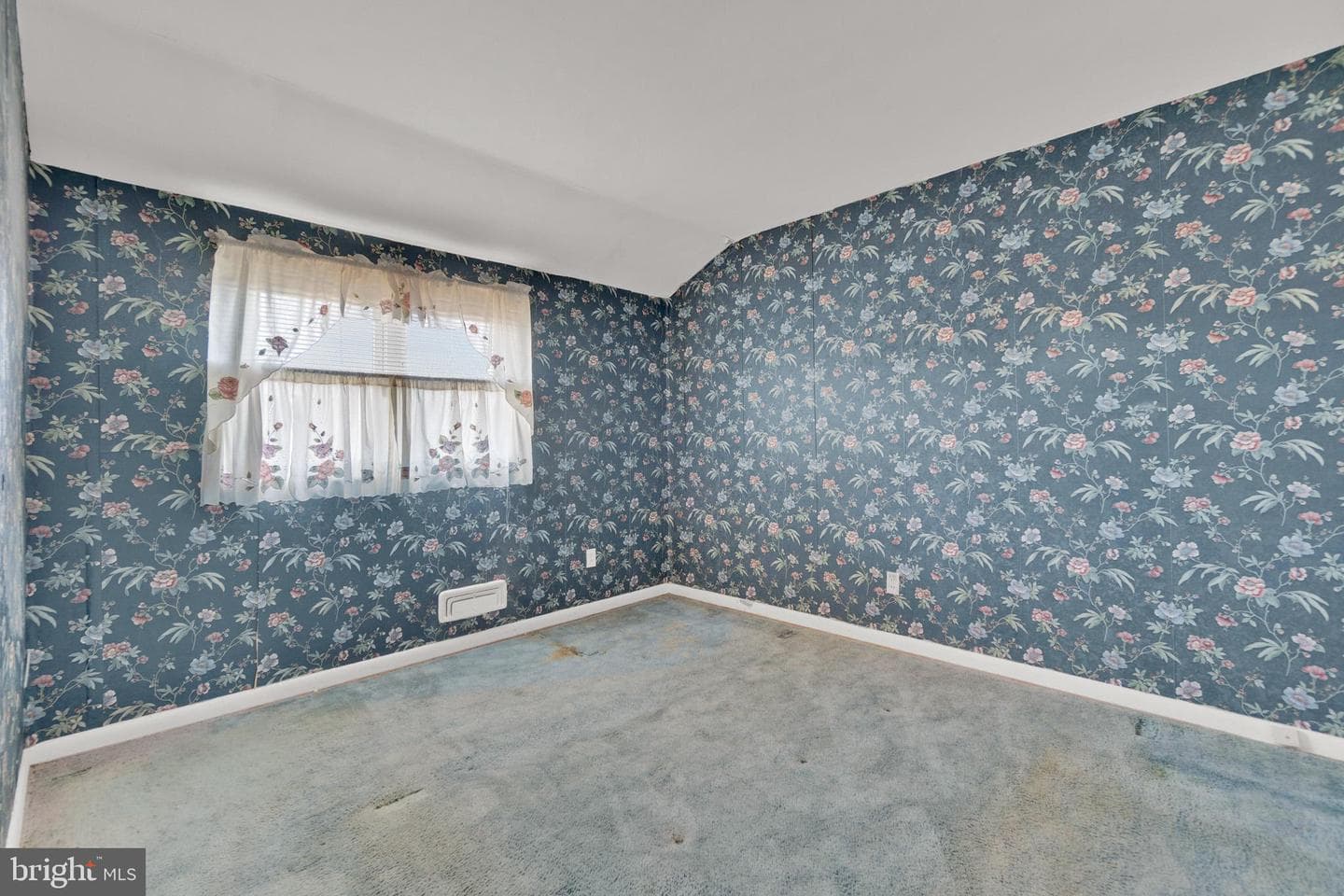 7723 Charlesmont Road photo 15