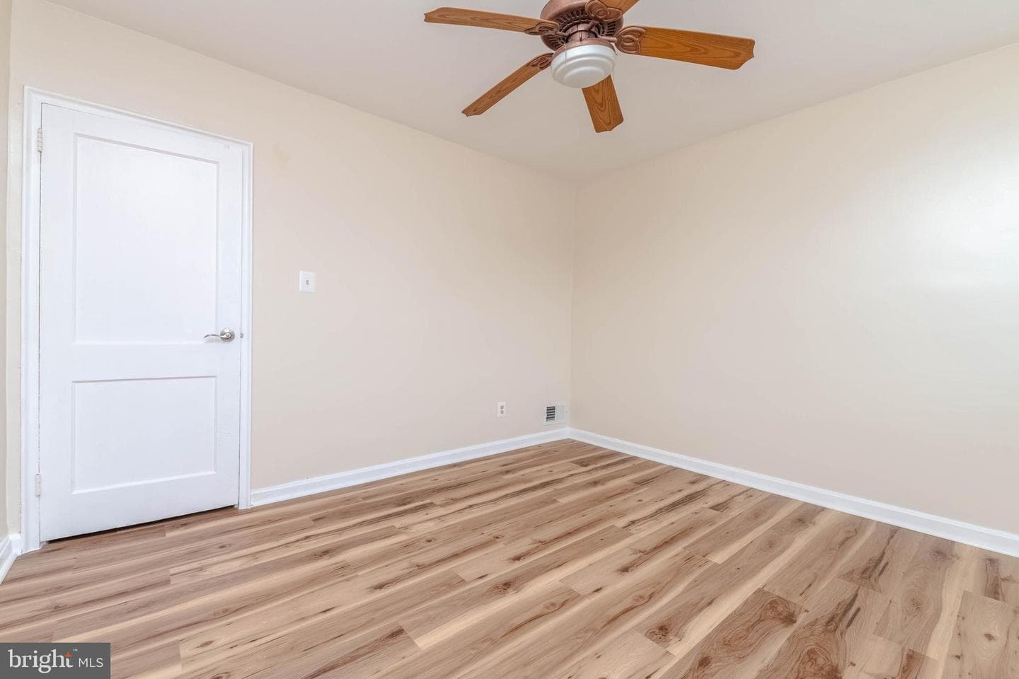 5413 Channing Road photo 27