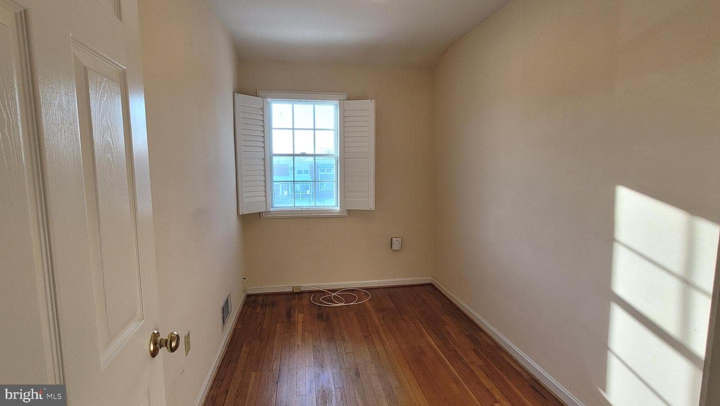 2752 Norfen Road photo 14