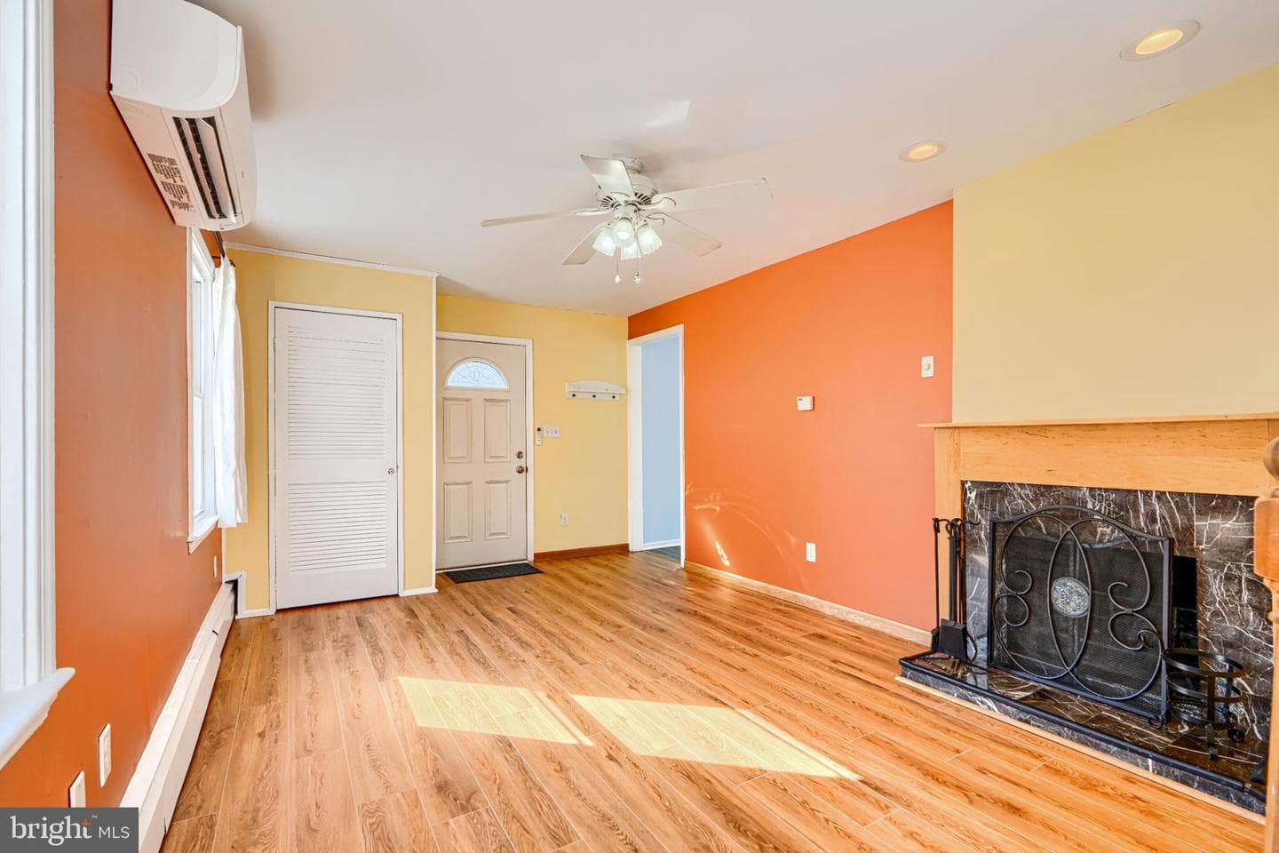 1200 Seven Oaks Road photo 4