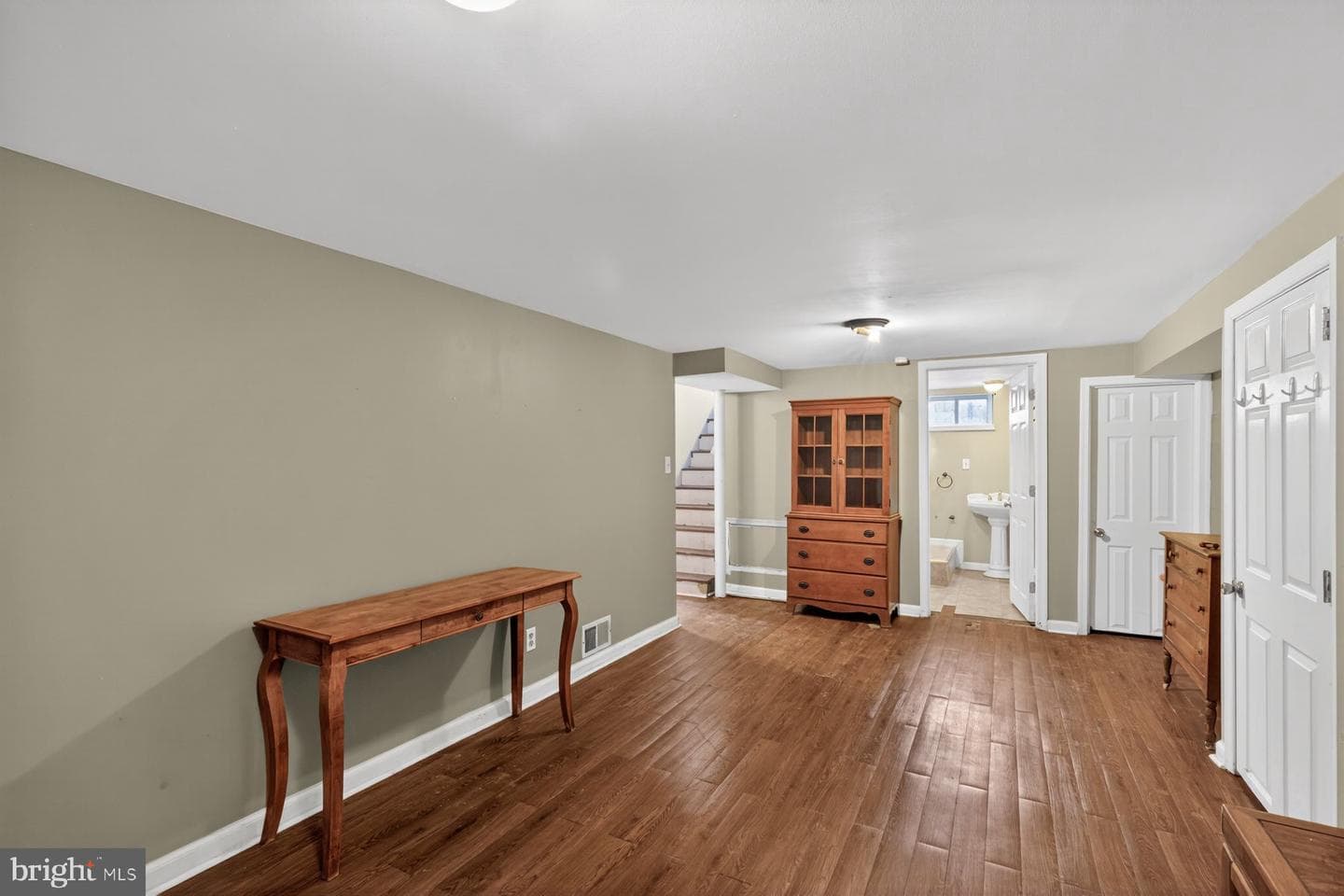 4102 Asbury Avenue photo 21