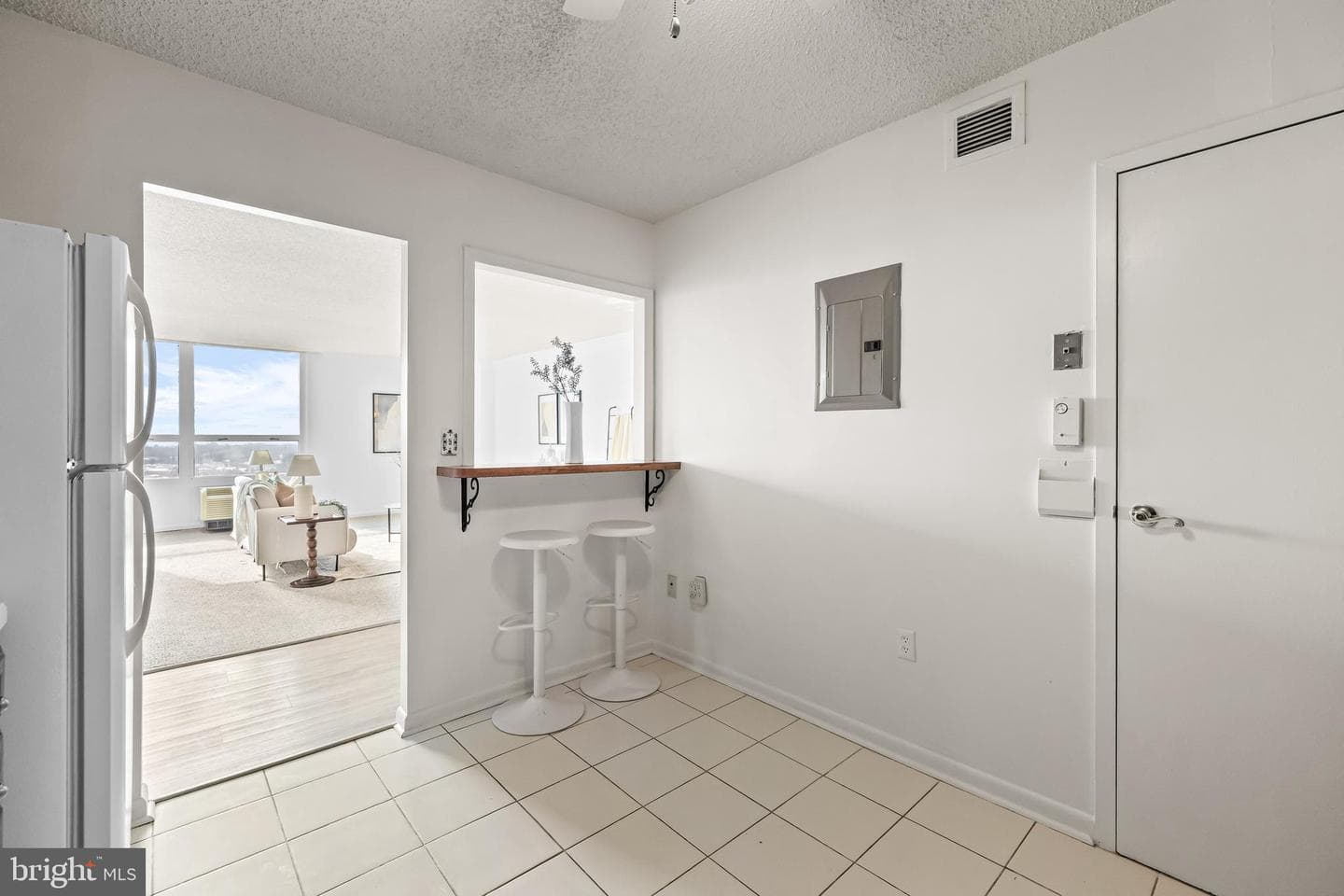 205 E Joppa Road #1103 photo 17