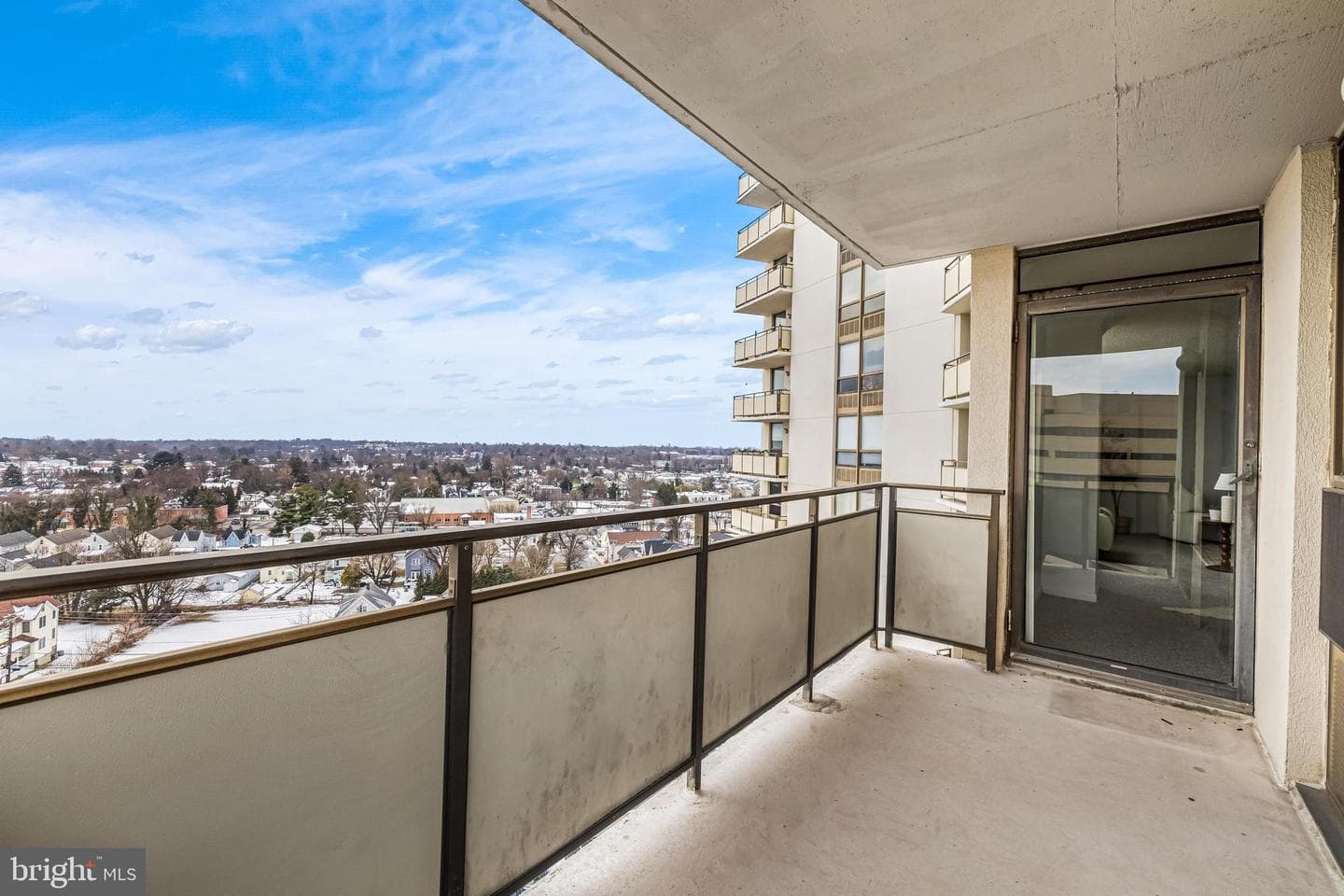205 E Joppa Road #1103 photo 33