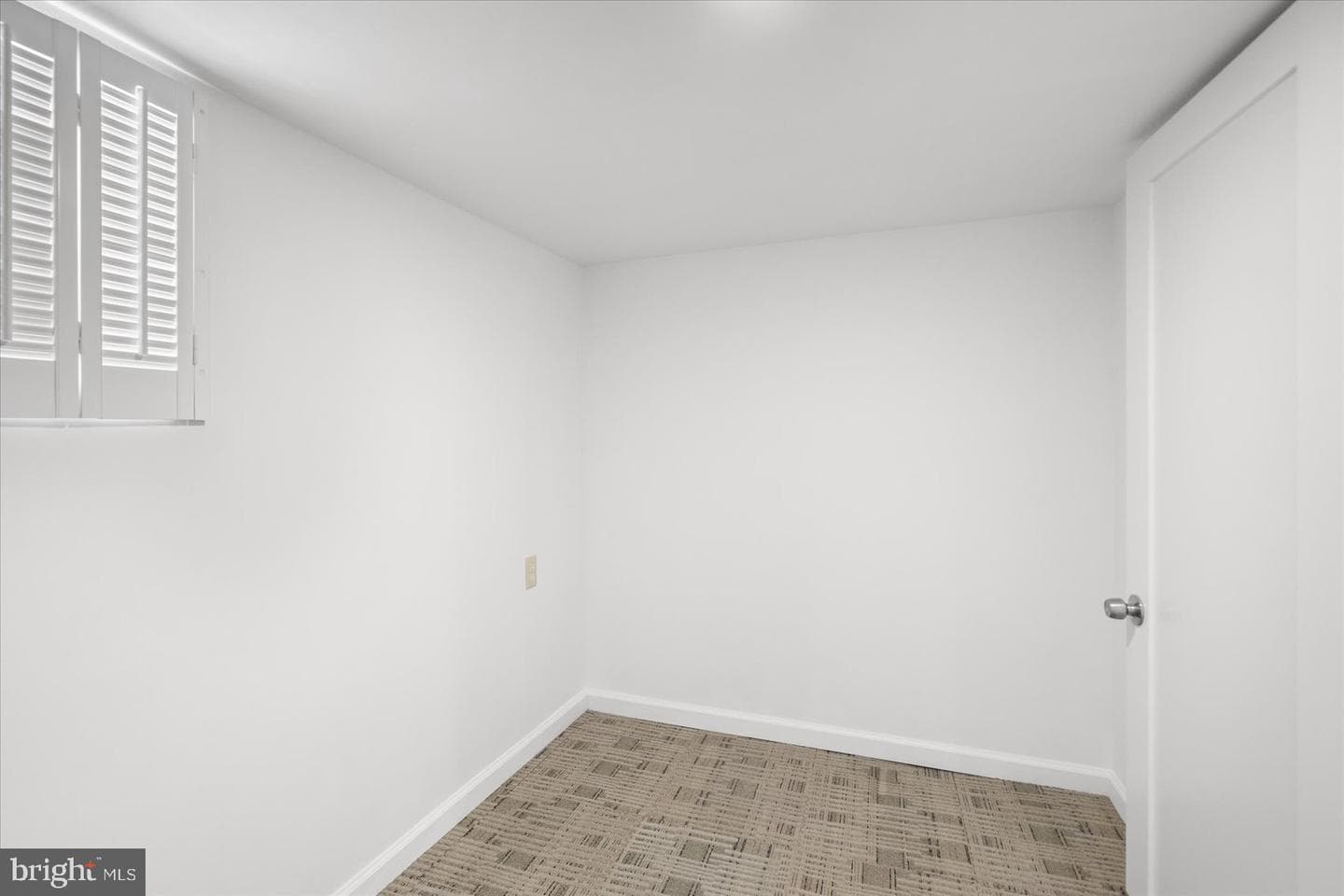 1818 Maxwell Avenue photo 27