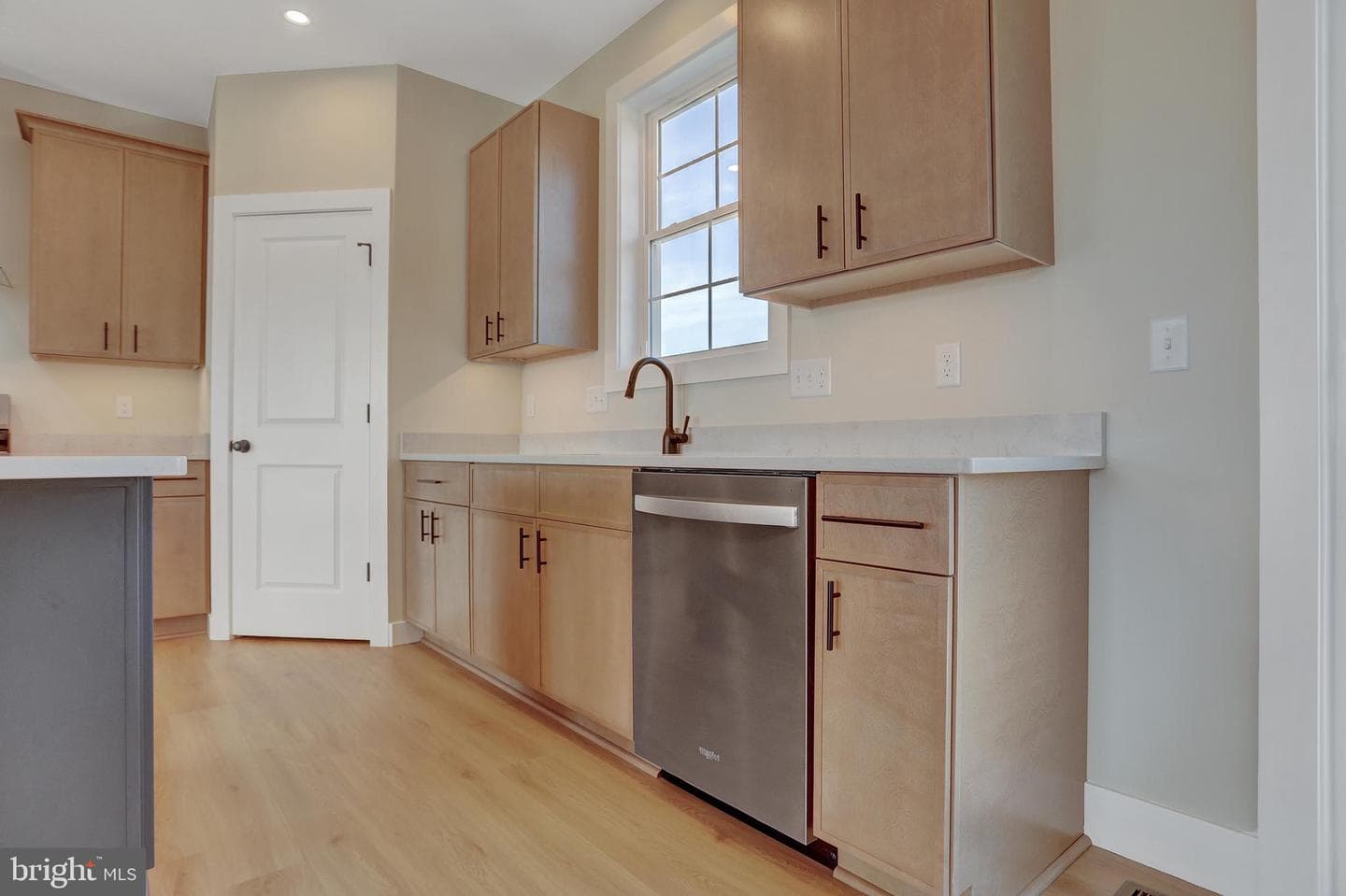 3542 Revolea Beach Rd photo 16