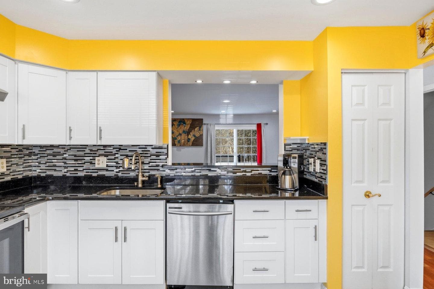 58 Hardwood Drive photo 9