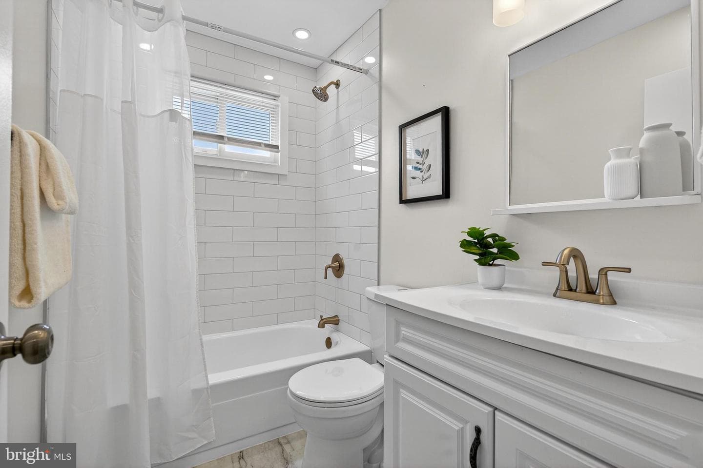 9223 Sandra Park Road photo 12