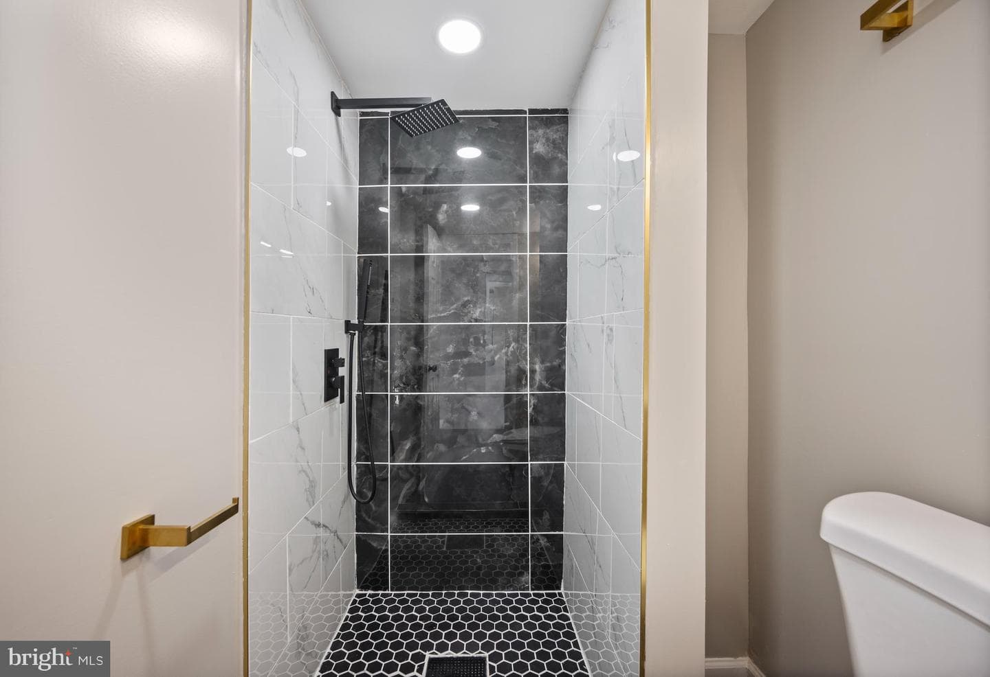 1227 63rd Street photo 21
