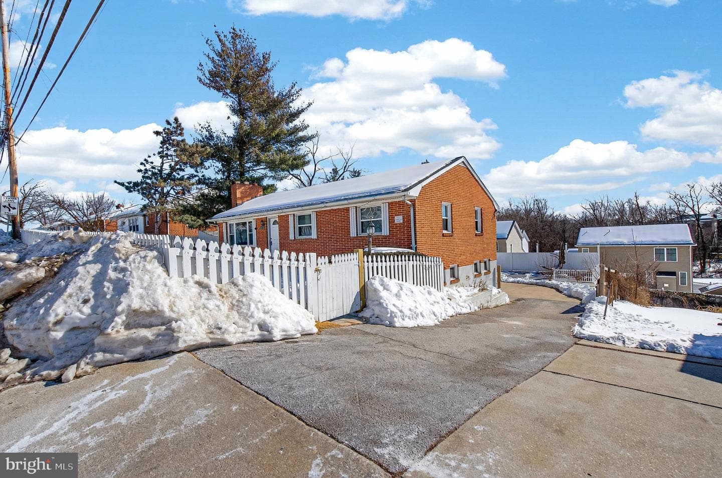 3505 E Joppa Rd photo 27